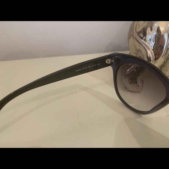 Tom Ford Saskia Sunglasses main image 5